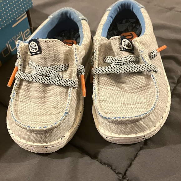 Hey Dude Shoes. Toddler. Size 5. - Picture 7 of 8